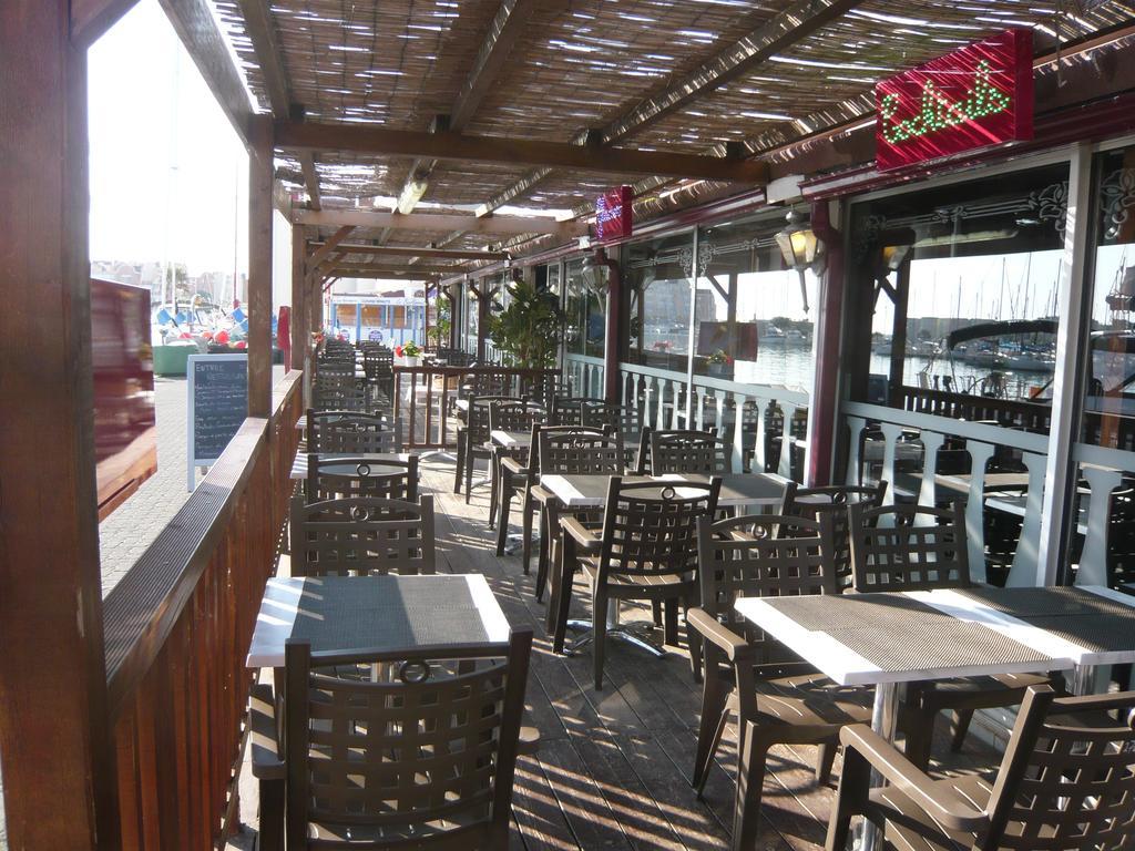 Hotel Port Beach Gruissan Exterior photo