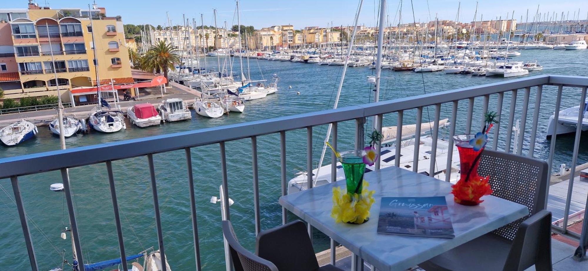 Hotel Port Beach Gruissan Exterior photo