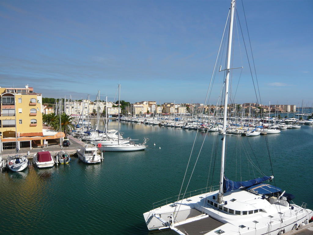 Hotel Port Beach Gruissan Exterior photo